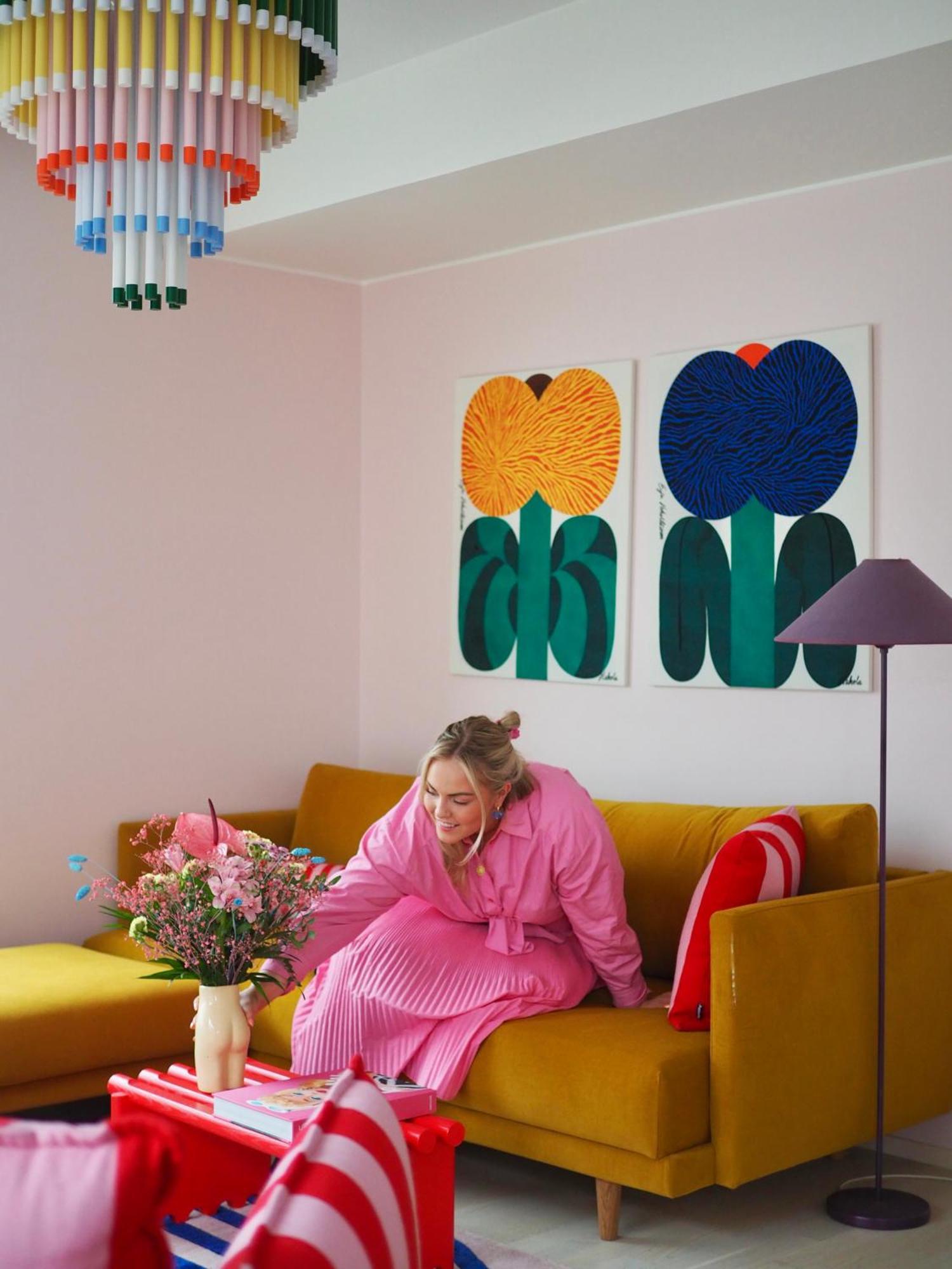 Candy-Colored Two-Room Condo With Sweet Views Хельсинки Экстерьер фото